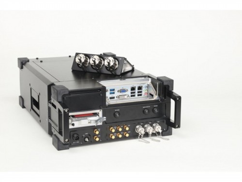 Портативный приемник и радиочастотный регистратор R3302 (IZT )