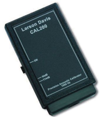 Портативный прецизионный калибратор CAL200, Larson Davis